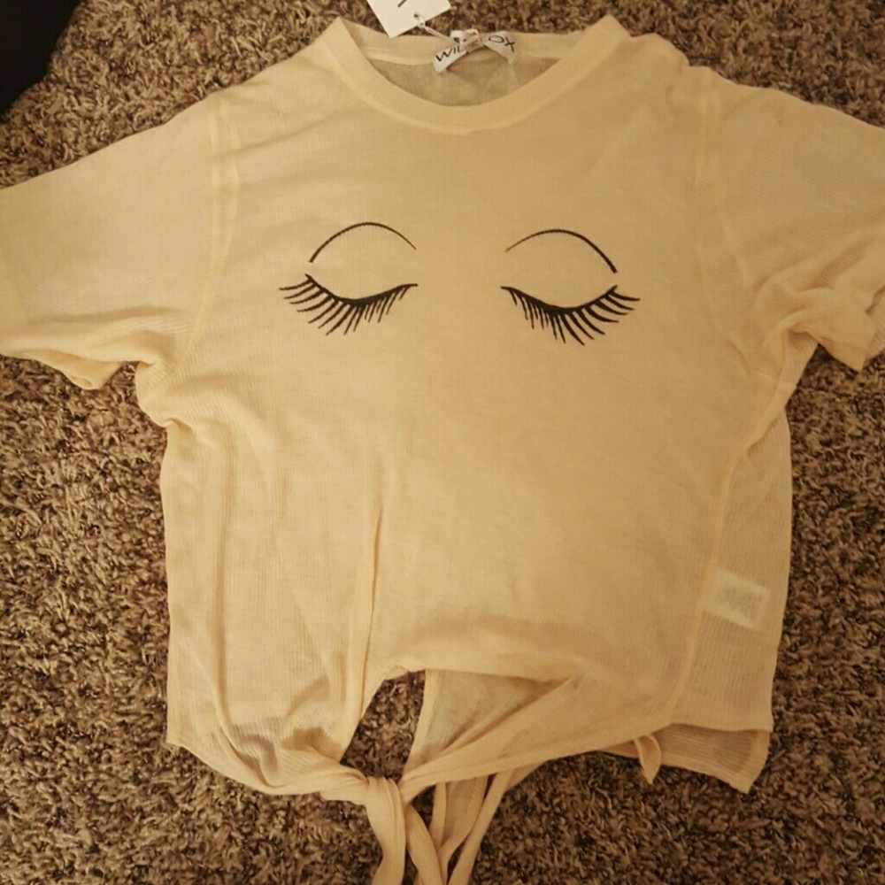 crop top, unworn, with tags. ribbed.