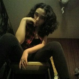 Meet your Posher, Kaylin