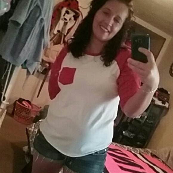 Meet your Posher, Kalea - Picture 3 of 7