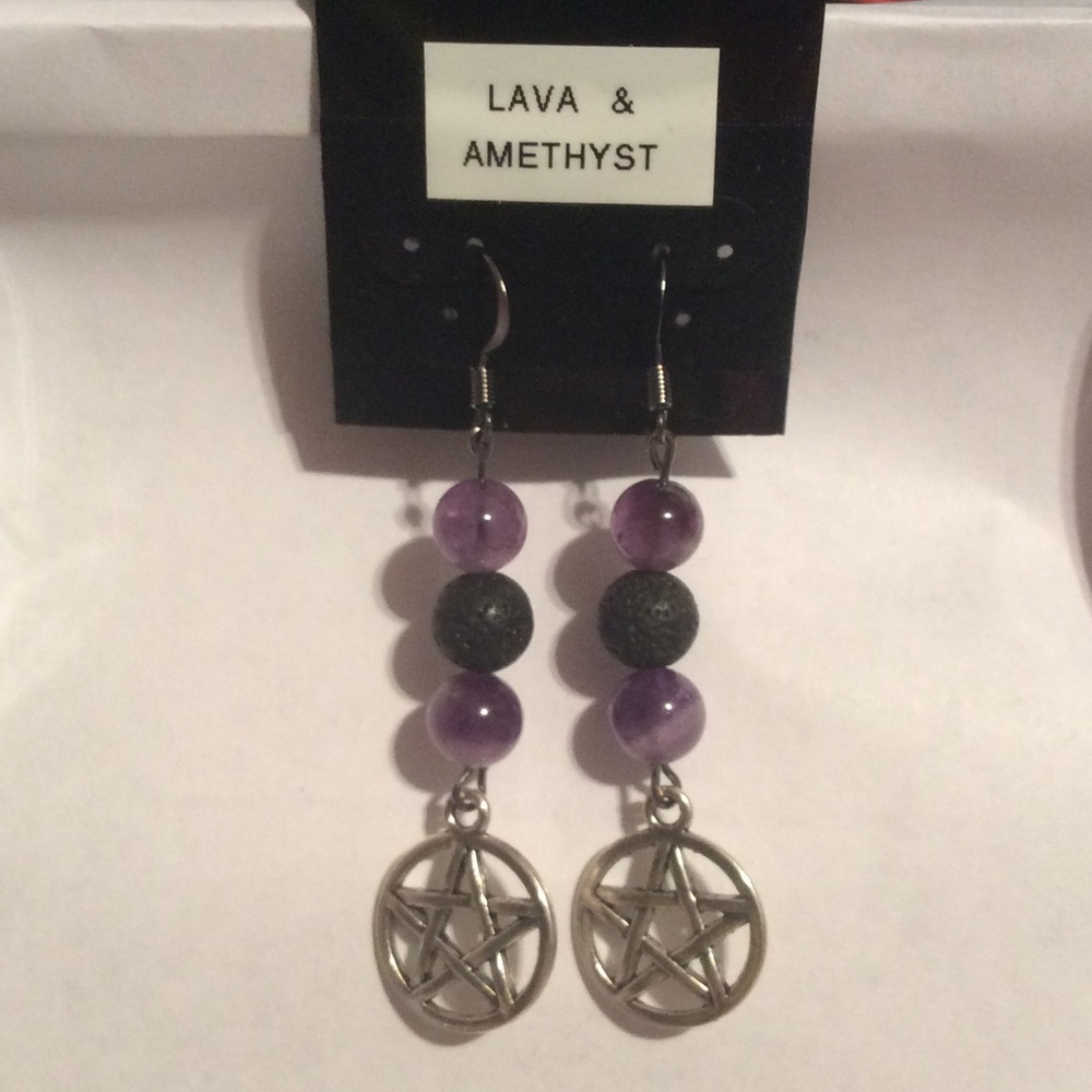 Star earrings, pentacle