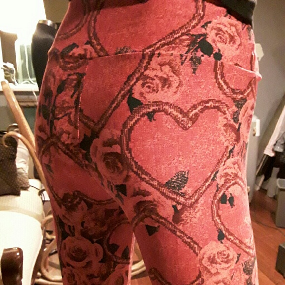 Lularoe Unicorn Rare Valentines leggings - Picture 3 of 3