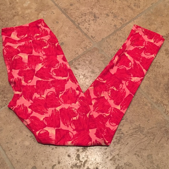 NWT Lularoe OS Valentine's Day leggings! - Picture 1 of 1