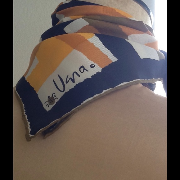 Stunning Vintage Silk Una Scarf - Picture 3 of 4