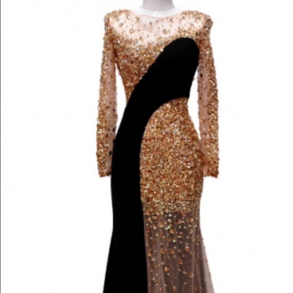 Prom/Pageant Dress! Available In 2 sizes!