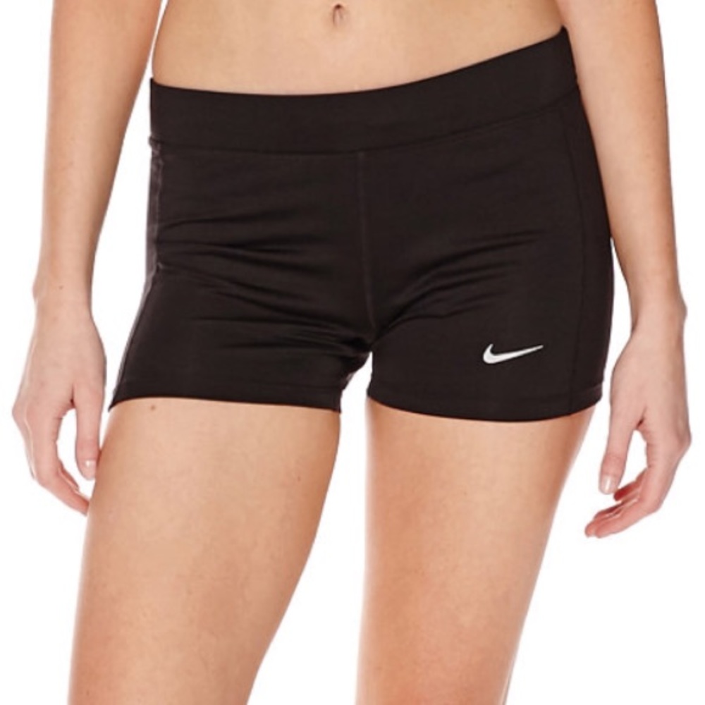 Nike Essential Shorts