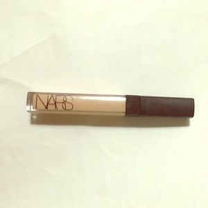 NARS radiant creamy concealer