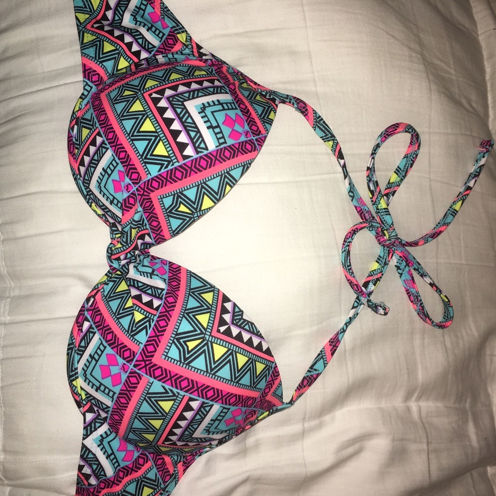 Bikini top
