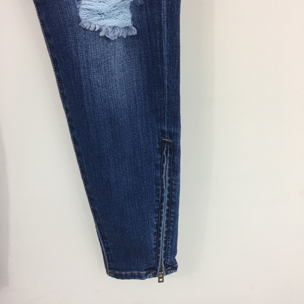 Lucky Brand Sofia Jeans - Picture 3 of 4