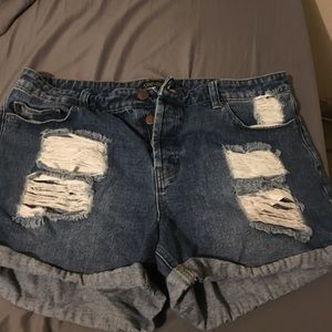 High wasted shorts (plus size)