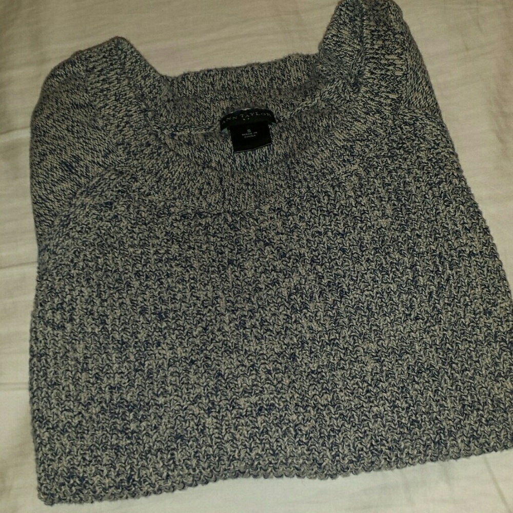 ANN TAYLOR Cable Knit