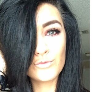 Meet your Posher, Meaghan