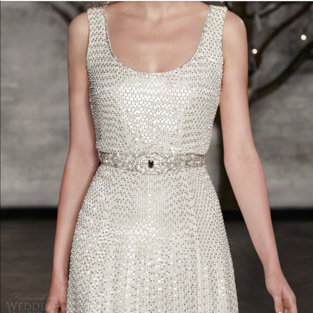Jenny Packham Wedding Dress in Ivory - Picture 2 of 4