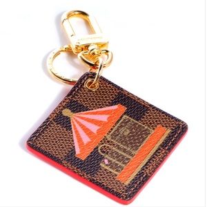 Louis Vuitton Damier Ebene Illustre Carousel Charm