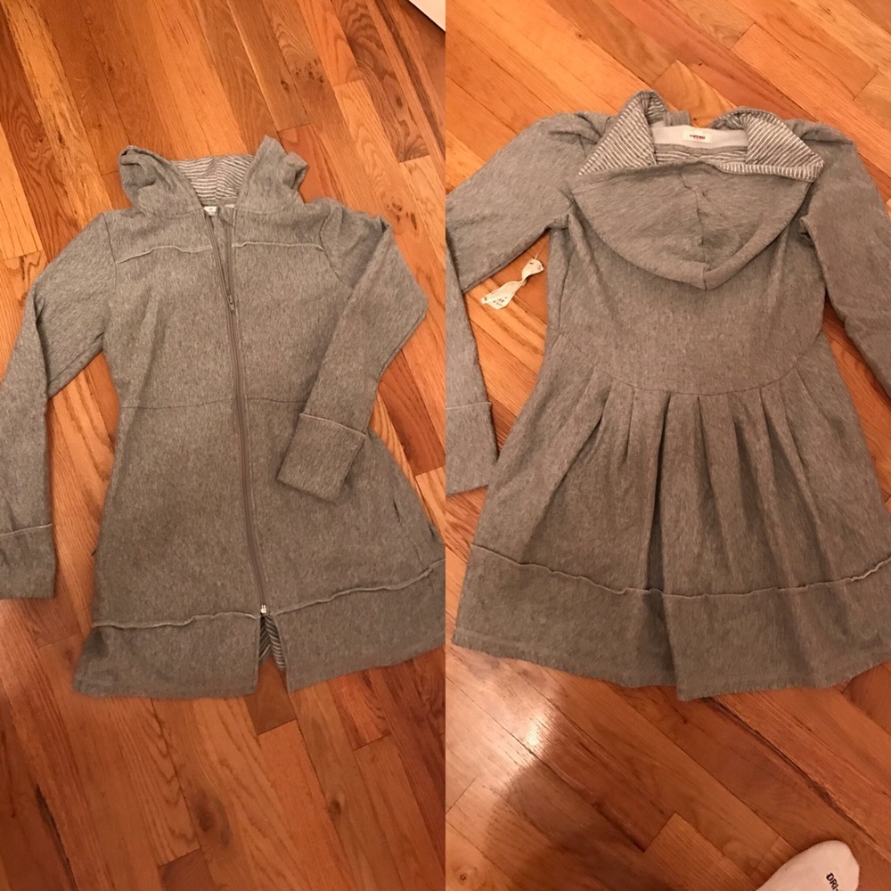 Gray comfy zip up hoody dress/top