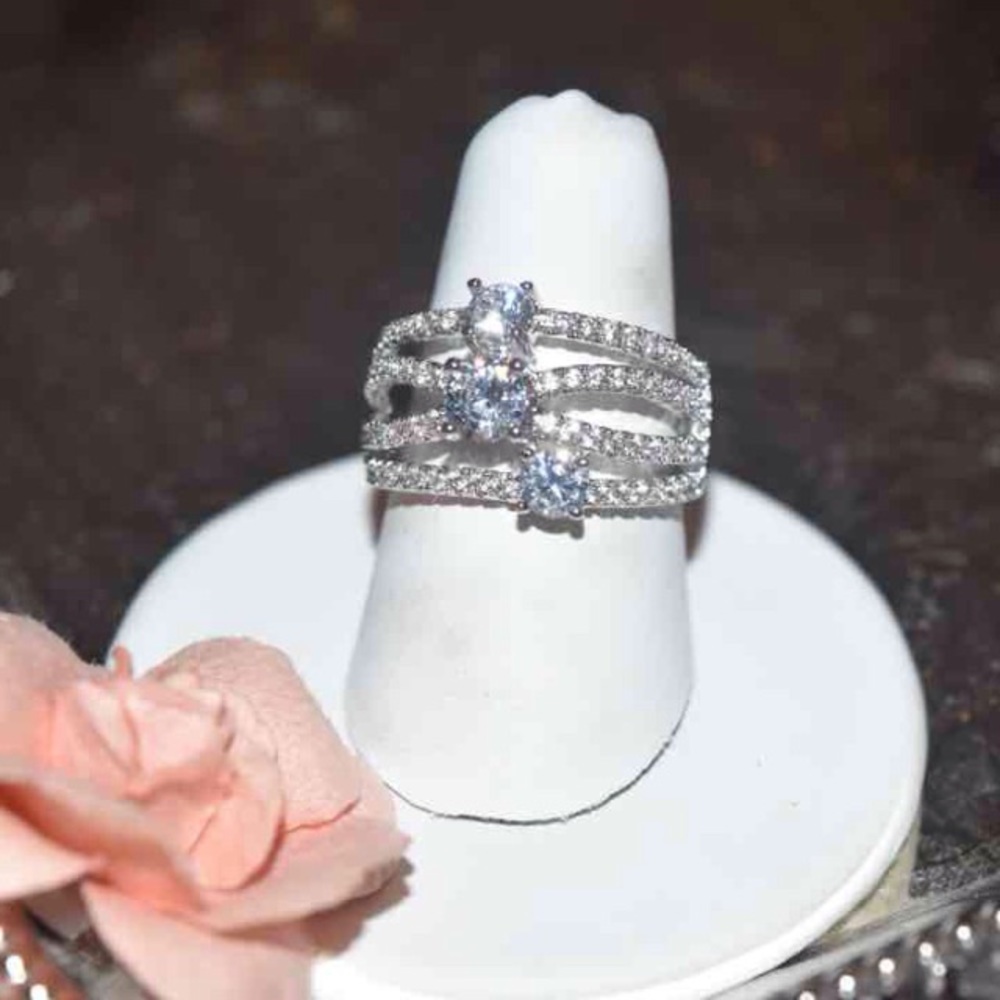 Beatrice Ring