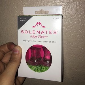 Prevents your heels from sinking into the grass!