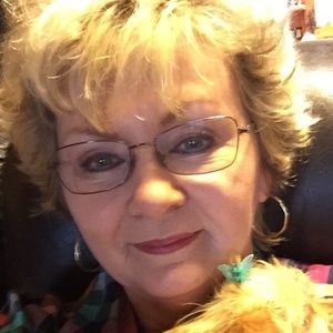 Meet your Posher, Pam