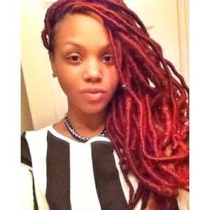 Meet your Posher, Brittney