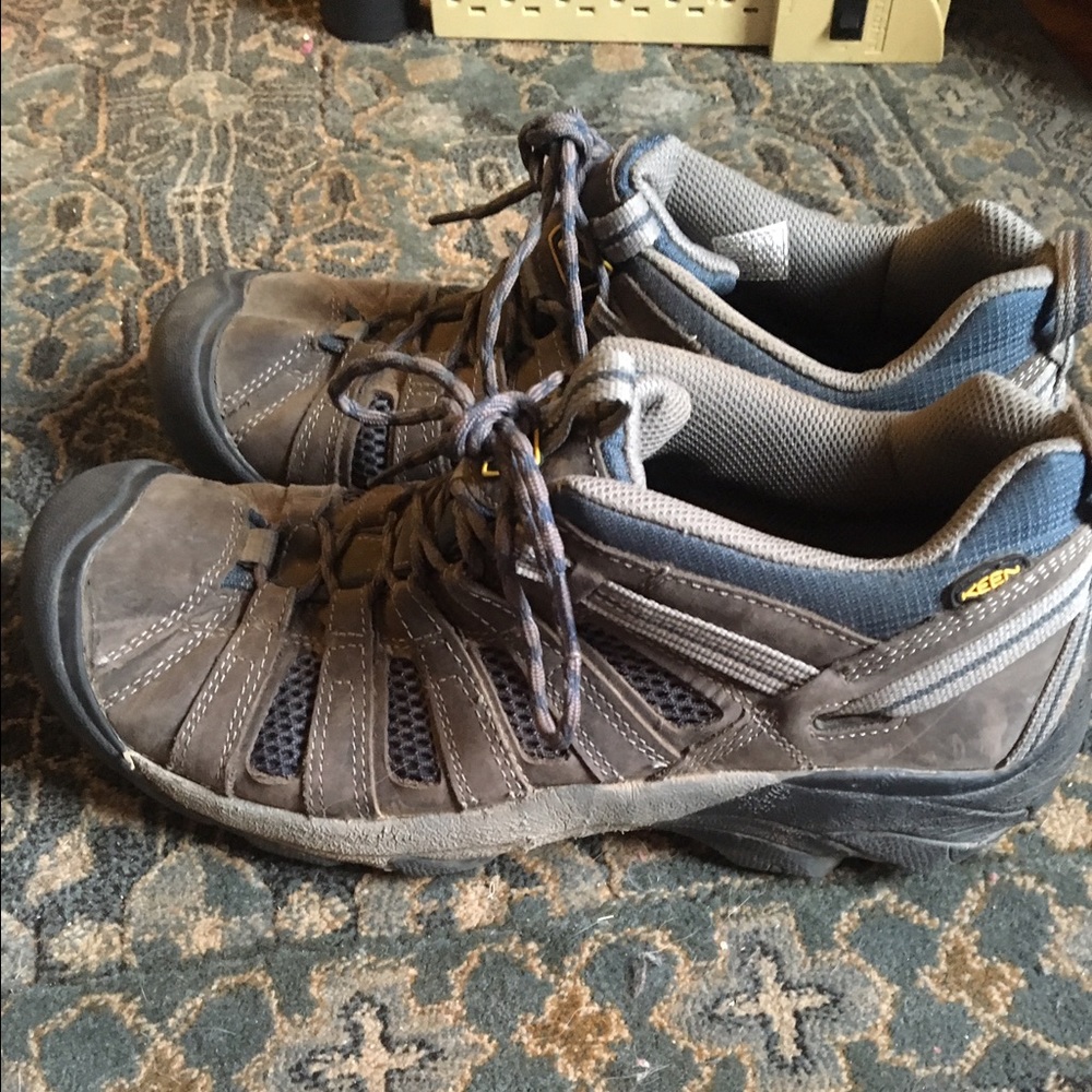 Keen Tennis Shoes