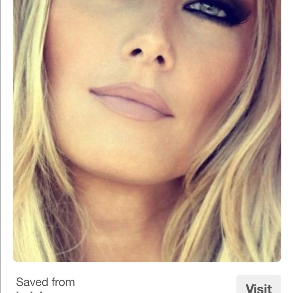 Meet your Posher, Julie