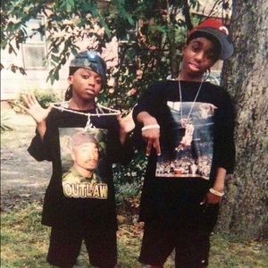 Meet your Posher, Messay