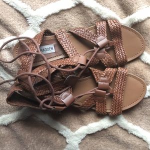 Steve Madden Lace Up Huarache sandals