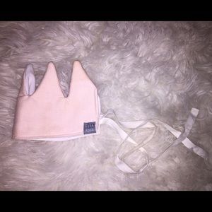 Leiroux pale pink crown