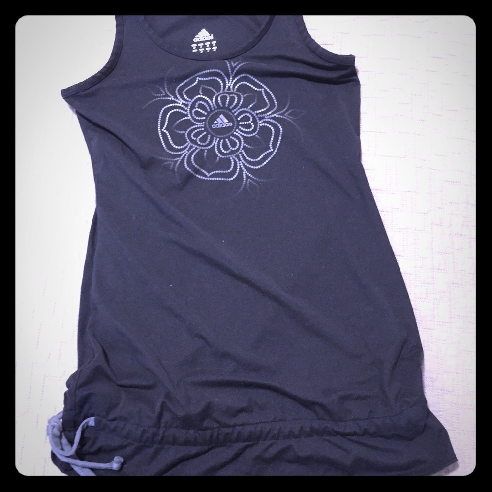 Adidas black training top size s