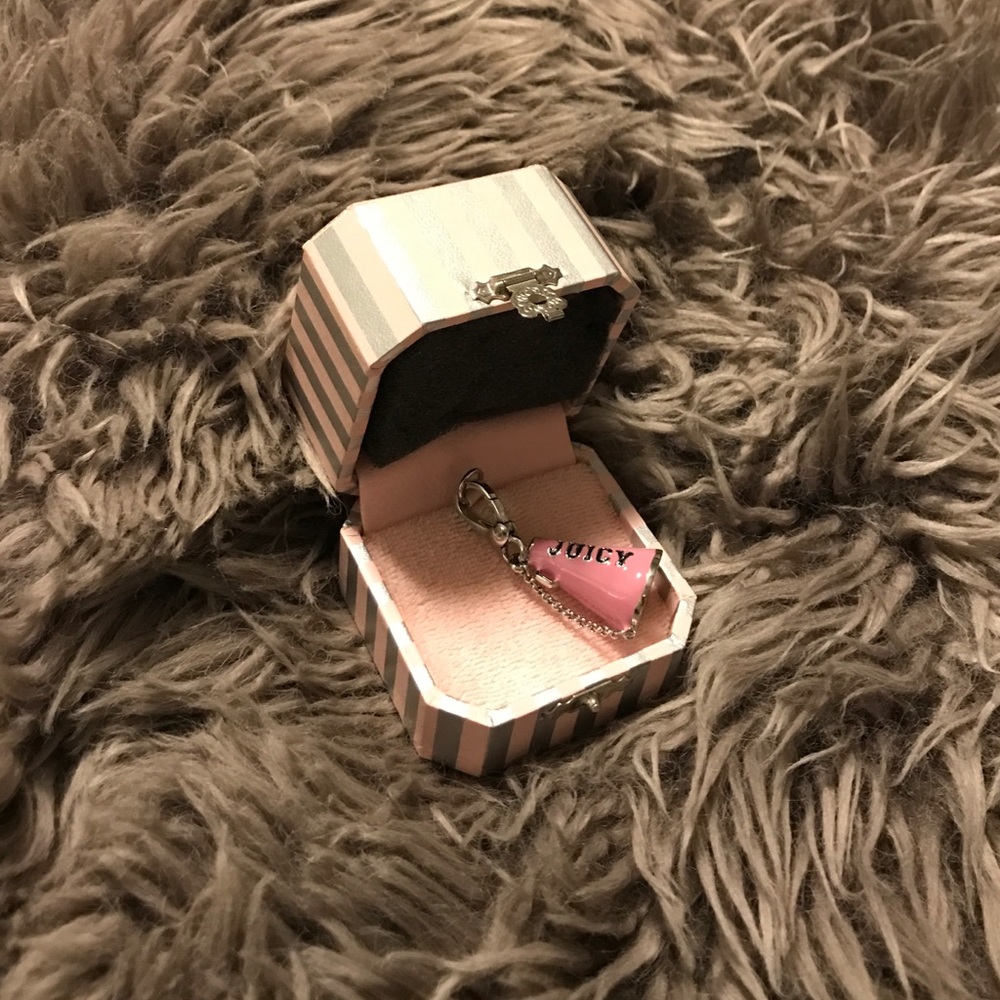 Juicy Couture mega phone charm