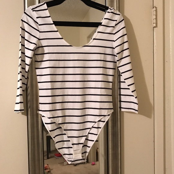 H&M Tops - Striped bodysuit