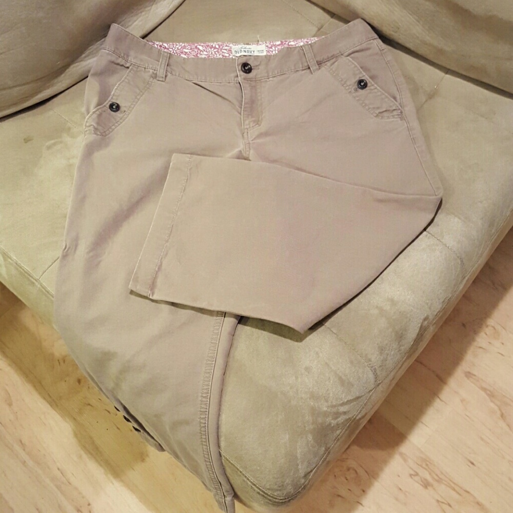 Old Navy Brown Capris