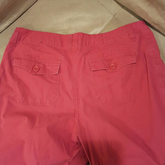 Red Capris - Picture 4 of 4