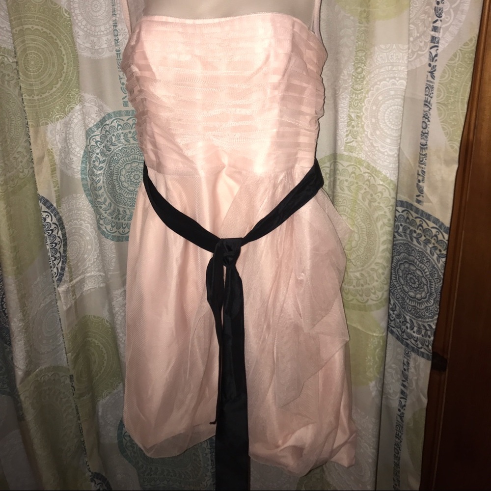Cute Blush VERA WANG dress!🤗size 14. Offers?😀