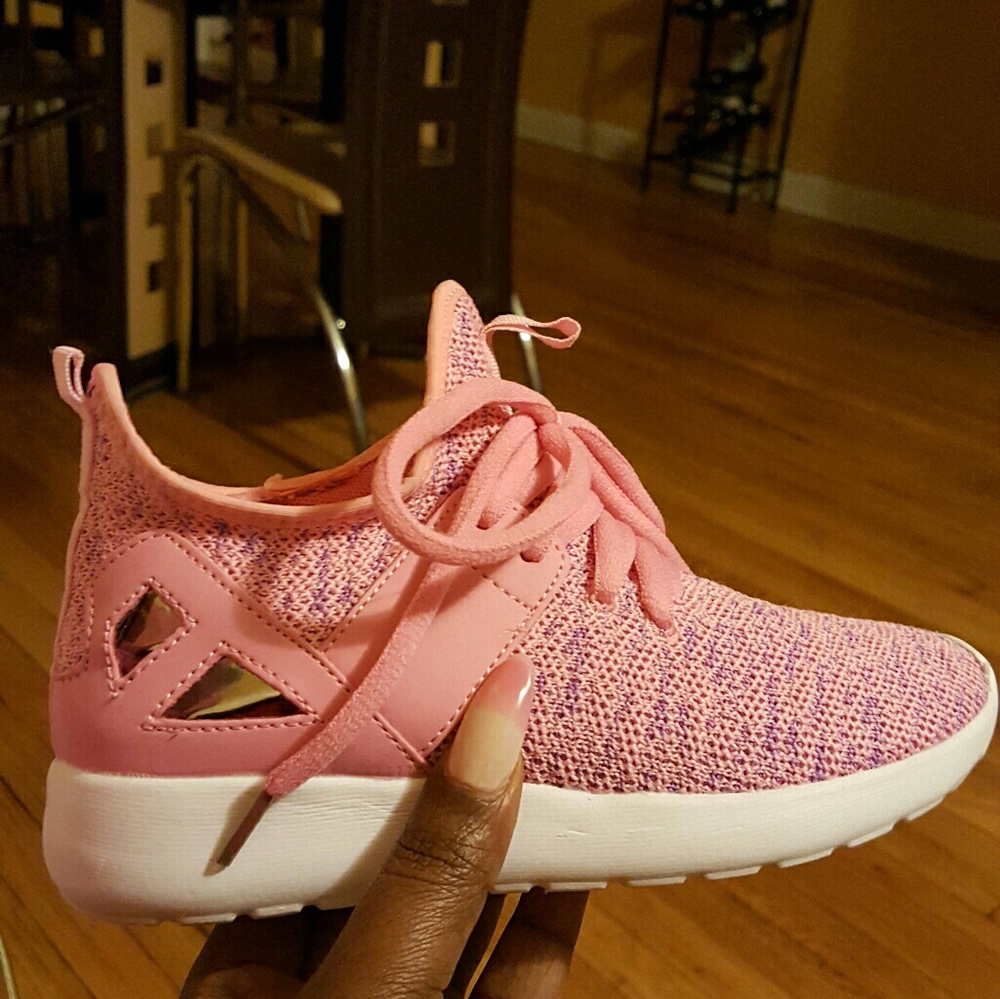 Little girls Pink Sneakers