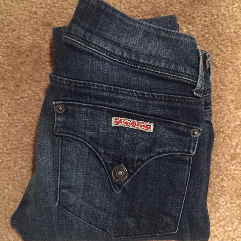 **** SOLD**** HUDSON Collin Skinny Jeans Size 23