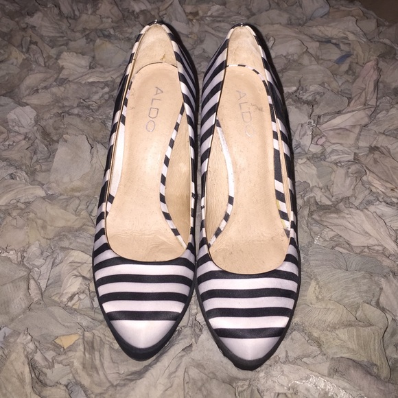Aldo striped wedges!!! - Picture 3 of 4