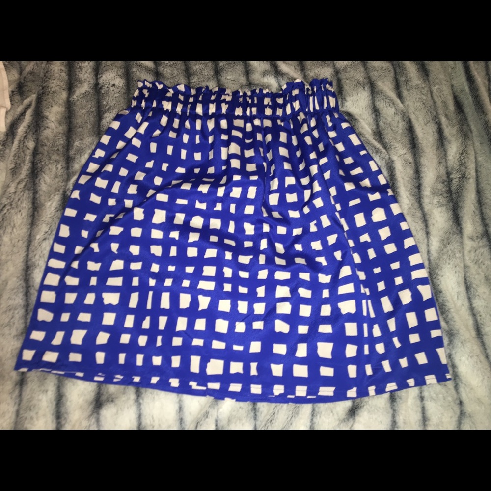 Blue patterned skirt!