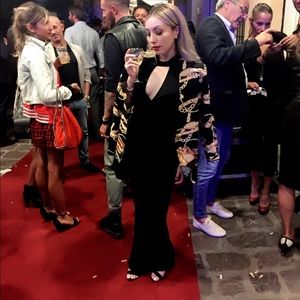 Meet your Posher, Ada