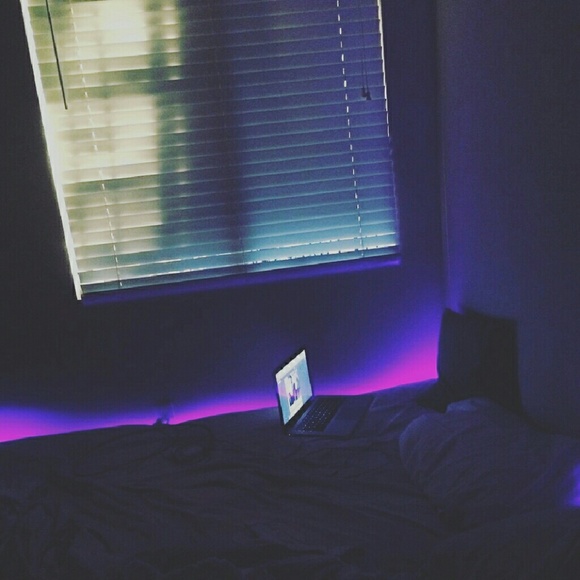 Meet your Posher, Elie - Picture 1 of 1