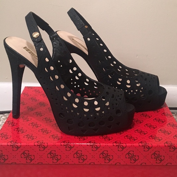 Guess Almirra 2 Black Platform Heel - Sz 7 - New - Picture 2 of 4
