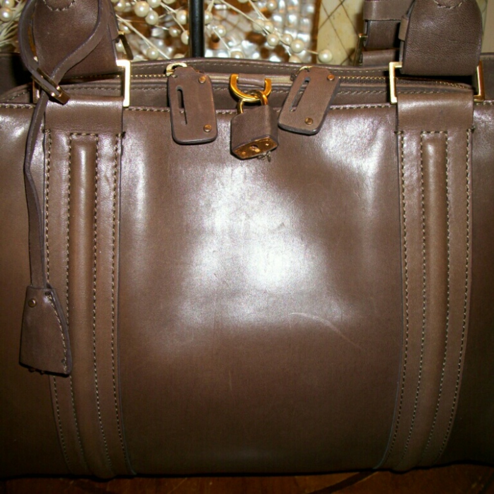 Ellen Tracy Leather Shoulder Bag