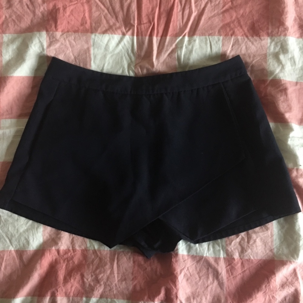 * navy blue origami skort *