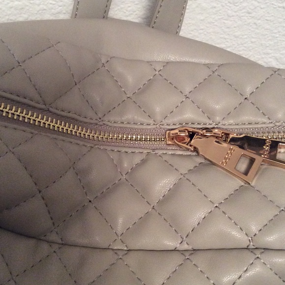 Bebe Backpack - Picture 3 of 4