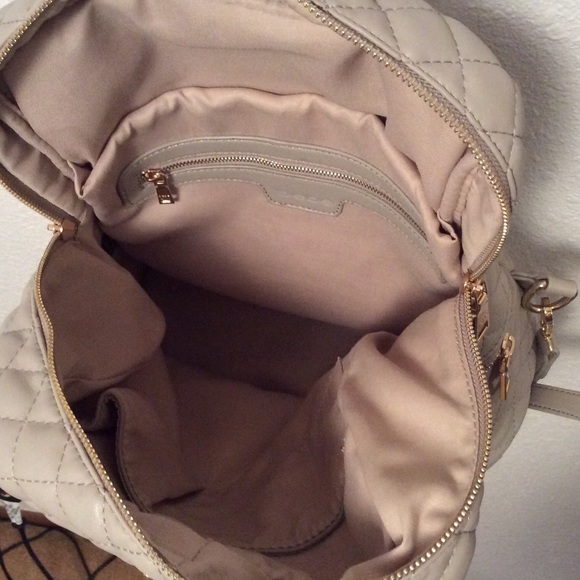 Bebe Backpack - Picture 4 of 4