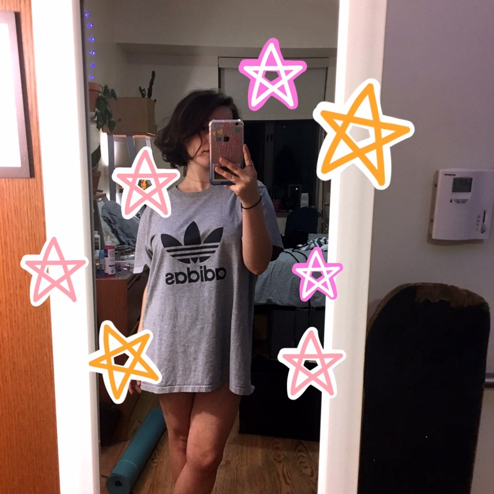 adidas men's logo tee 🌟