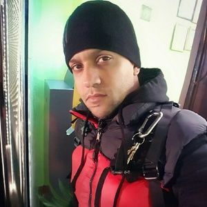 Meet your Posher, Leo