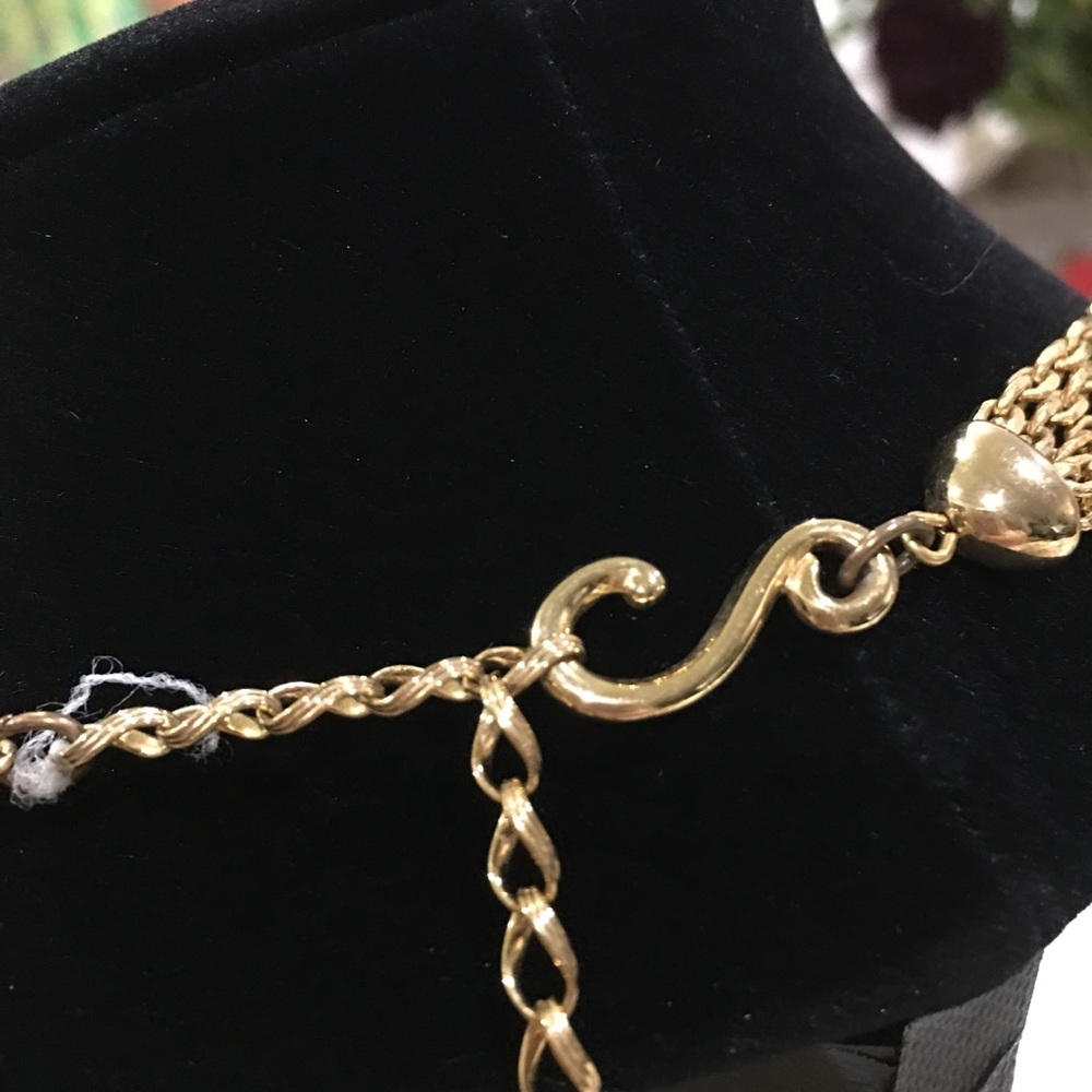 Necklace - Picture 3 of 5