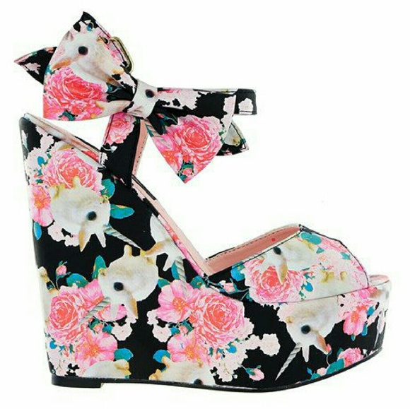 Iron Fist Shoes - Iron Fist bunnycorn (buns and roses) wedge