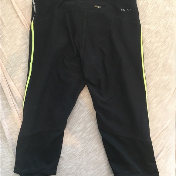 Nike 3/4 legging - Picture 2 of 2