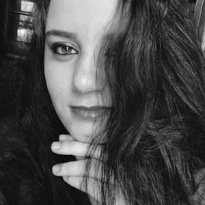 Meet your Posher, Sabrina